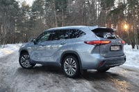 Тест-драйв Toyota Highlander