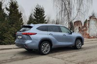 Тест-драйв Toyota Highlander