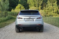 Тест-драйв Cadillac XT4