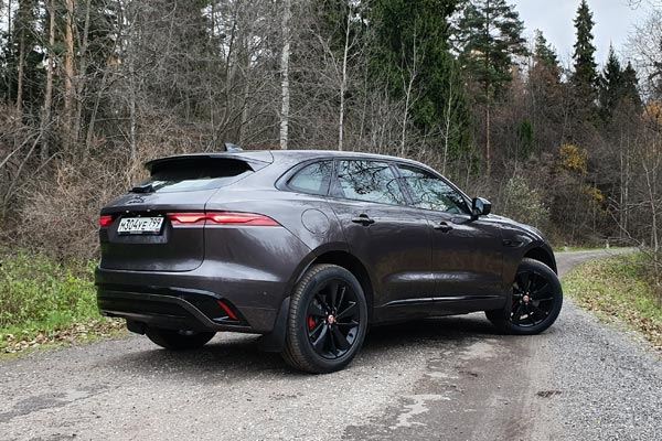 Тест-драйв Jaguar F-Pace