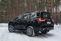 Тест-драйв Toyota Land Cruiser 300