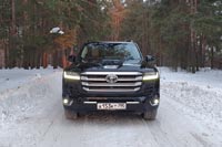 Тест-драйв Toyota Land Cruiser 300