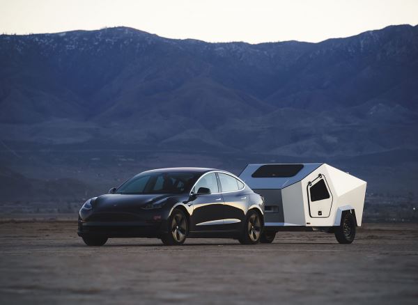 Для Tesla придумали прицеп в стиле Cybertruck