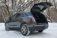 Тест-драйв Cadillac XT5