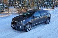 Тест-драйв Cadillac XT5