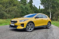 Тест-драйв Kia XCeed