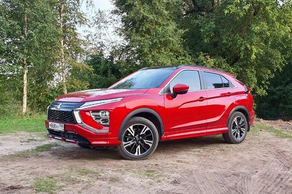 Тест-драйв Mitsubishi Eclipse Cross