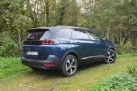 Тест-драйв Peugeot 5008