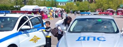 
        В Забайкалье юные участники дорожного движения в День защиты детей проходят курсы дорожной безопасности    